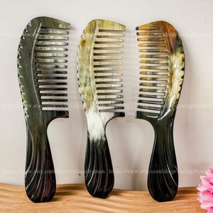 Juego de peines de cuerno de búfalo pulido a mano, cepillo para el cabello natural, arte folclórico ecológico - Product Image 6