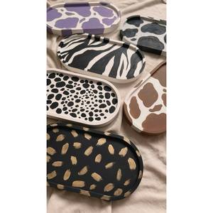 Bandejas Decorativas Modernas para Organización, Bandejas Ovaladas y Redondas de Resina para una Gestión de Espacio Elegante - Product Image 6