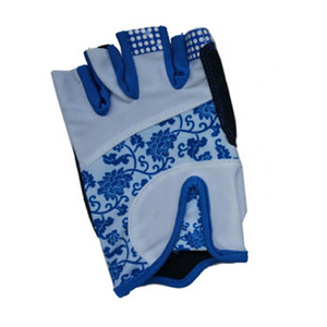 2026 Wholesale Breathable Fitness Gloves Non Slip Gym Workout Gloves for Weightlifting Strength Training and Exercise - Product Image 2