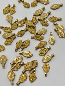 Breloques en alliage de cuivre plaqué or faites à la main en gros, connecteurs de bijoux en forme de fleur pour bracelets et colliers pour femmes, cadeau de fête, Conifer - Product Image 4