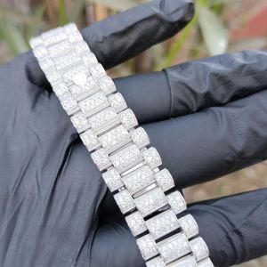 Splendide Montre de Luxe à Diamants 28mm, Mouvement Quartz Analogique ETA, Bracelet Moissanite/Argent, Boîtier en Verre Saphir, Chiffres Romains - Product Image 2