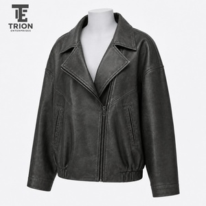 Chaqueta de cuero para mujer de alta calidad que ofrece un uso cómodo, rendimiento duradero y un estilo moderno para tendencias versátiles. - Product Image 3