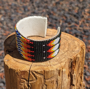 Bracelets en résine faits à la main, colorés et vibrants, pour femmes et hommes, bijoux artisanaux indiens uniques, vente en gros - Product Image 1