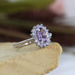 Bague ovale artisanale en argent sterling 925 avec améthyste, pierre précieuse naturelle, pierre de naissance, sertie à griffes, pour femme - Product Image 2