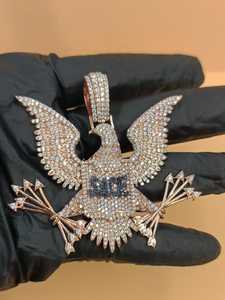 Pendentif Aigle en Argent 925 Plaqué Or Rose avec Moissanite Ronde Taille Brillant, Bijou Thème Hip Hop Unisexe - Product Image 5