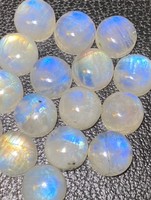Pierre de lune arc-en-ciel bleue naturelle 8 mm, cabochon poli à la main, pierre précieuse en vrac pour la fabrication de bagues, pendentifs et bijoux