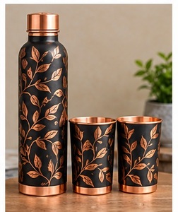Juego de Botella de Agua de Cobre con Diseño de Rosas Hecho a Mano, con Tapa y 2 Tazas Florales Grabadas, Vajilla Ecológica - Product Image 5