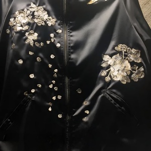 เสื้อแจ็คเก็ตวาร์ซิตี้ผู้ชายแบบลำลองสั่งทำพิเศษ คอตั้ง คุณภาพพรีเมียม มีให้เลือกหลายสี - Product Image 5