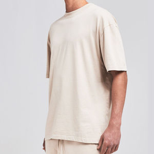 เสื้อยืดคอกลมโอเวอร์ไซส์ผ้าฝ้ายริงสปัน 240 GSM สำหรับผู้ชาย สไตล์สตรีทแวร์ รับปักลายตามสั่ง ขายส่งจากโรงงาน - Product Image 2