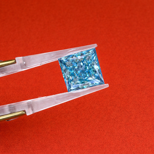 Diamant de laboratoire bleu fantaisie taille princesse 4.0 CT, VS1-VS2, avec certificat IGI, pour bijoux personnalisés – Meilleures ventes - Product Image 1