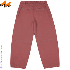 Jean décontracté ample en coton 100 % pour femme Master Textile, style baril, lavable, avec rivets et coupe-cousu de style festif, 8,85 oz - Product Image 3