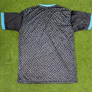 Conjunto de Uniforme Deportivo Sublimado Personalizado IBERIA |   Ropa de Equipo OEM |   Uniforme Deportivo Transpirable de Poliéster de Secado Rápido - Product Image 4