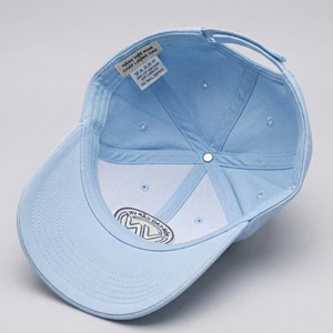 Casquette de baseball OEM 6 panneaux unisexe structurée avec logo personnalisé en PVC et caoutchouc, visière incurvée pour le sport et le quotidien, couleurs basiques - Product Image 4