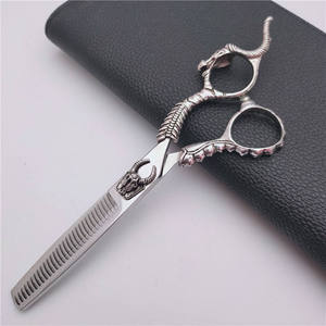 Ciseaux de barbier professionnels pour une coupe et un coiffage précis des cheveux, ciseaux en acier inoxydable tranchants pour salon et barbier - Product Image 5