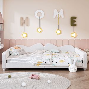 Divano letto imbottito in tessuto Sherpa bianco a grandezza naturale con schienale a forma di nuvola, non necessita di rete a molle - Product Image 1