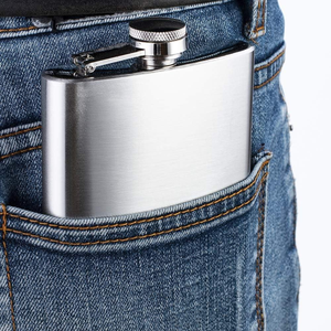 กระติกน้ำสแตนเลสขนาดใหญ่พิเศษพร้อมกรวย เหมาะสำหรับการผจญภัยกลางแจ้ง งานปาร์ตี้ หรือเป็นของขวัญสุดพิเศษสำหรับเขา - Product Image 3