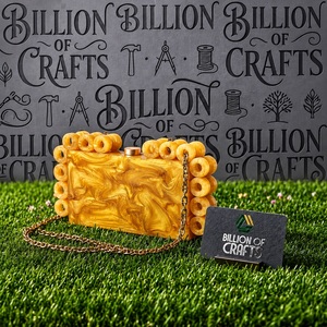 Pochette de soirée élégante en résine avec bandoulière chaîne, fermeture magnétique, couleur unie, sac de fête pour mariage - Product Image 1