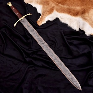 Espada Vikinga de Cobre Damasco Hecha a Mano – Espada Medieval Forjada a Mano para Exhibición, Regalo para Colgar en la Pared, Regalo para Boda, Espada de Cumpleaños - Product Image 5