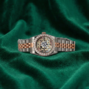 Reloj de Diamantes Moissanite Personalizado para Mujer, Reloj de Vestir de Lujo de Acero Inoxidable en Oro Rosa y Plata con Diamantes para Damas - Product Image 2