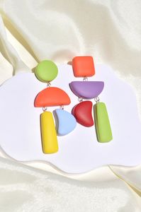 Boucles d'oreilles en résine époxy faites à la main avec des couleurs et des motifs uniques, accessoires de mode élégants pour femmes, filles et cadeaux - Product Image 6