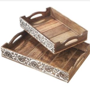 Bandeja de Servir Hecha a Mano de Madera de Mango con Diseño Floral Antiguo Recortado |   Bandeja Rectangular Decorativa de Madera con Asas Ergonómicas - Product Image 6