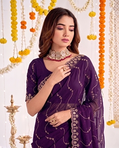 Sari de Seda Morado con Bordado Dorado, Traje Tradicional Indio para Bodas, para Mujer, Largo hasta el Suelo, Corte Regular, Protección Solar - Product Image 5