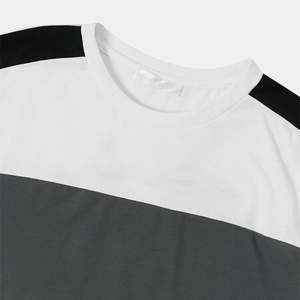 T-shirt pour homme blanc et gris, design à blocs de couleur, coupe décontractée, coton respirant, manches courtes, vêtement d'été décontracté - Product Image 2