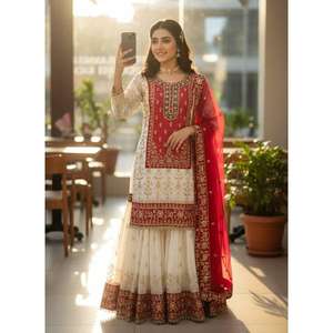 Realza la Belleza de tu Armario con este Conjunto Tradicional de Salwar Kameez y Sharara Recién Lanzado para Bodas - Product Image 1