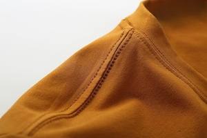 Camisetas de Hombre Bordadas Transpirables de Nuevo Diseño, Ropa Casual de Calle, Tela de Felpa de Primera Calidad, Logotipo y Color Personalizados - Product Image 5