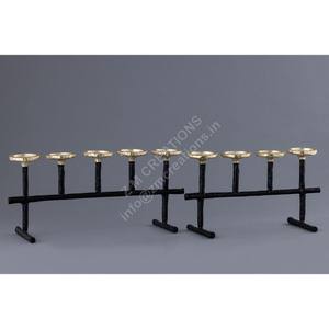 Support de bougie en métal doré à 9 bras pour mariages et fêtes de Noël, design moderne, résistant à la chaleur, durable - Product Image 1