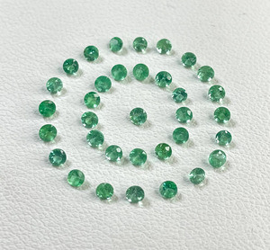 Mejor Precio, Esmeralda Zambiana Natural, Corte Redondo de Diamante, 1.90-2.20mm, Calibrada, Color Verde, Piedras Preciosas Sueltas para Hacer Collares - Product Image 1