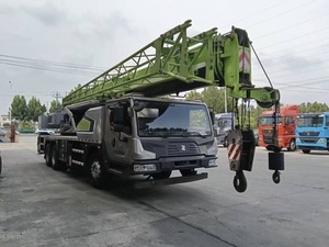รถเครนบรรทุก ZOOMLION ZTC250H552 ขนาด 25 ตัน ใช้งานน้อย ขายดี เหมาะสำหรับงานก่อสร้างและยกของ - Product Image 1