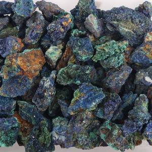 Venta al por mayor de cristales de azurita azul natural de alta calidad, especímenes minerales de cuarzo azurita en bruto para mujeres - Product Image 4