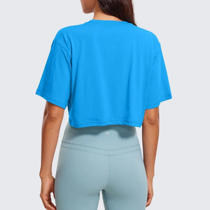 Hoodies courts tricotés personnalisés en gros avec badge pour femmes – Qualité supérieure, respirants et doublés - Product Image 4