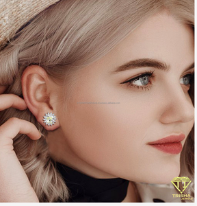 Pendientes Redondos de Plata 925 con Diamante Moissanite, Joyería de Lujo Brillante para Mujer, Venta al por Mayor y al Detal - Product Image 3