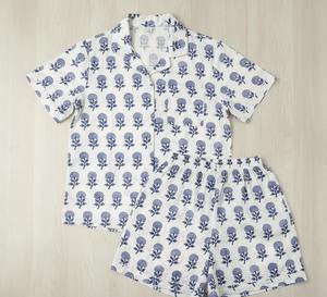 Conjunto de Pijama de Algodón Térmico Estampado a Mano con Flores, Manga Larga, Suave y Liso, Ropa de Dormir para Mujer, Primavera/Verano, Blanco - Product Image 4