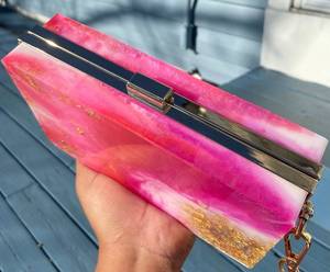 Pochette en résine | Pochette en marbre géode | Sac à main de soirée | Cadeaux pour elle | Flocons de feuille d'aluminium | Sac à main en résine | Pochette Geode | Boutique de cadeaux | Sac à main unique - Product Image 6