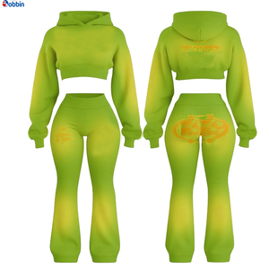 Conjunto Deportivo Personalizado con Logotipo para Mujer, Estampado Floral Negro, Top Corto con Capucha, Pantalones Acampanados Largos, Ropa Casual Estilo Otoño - Product Image 6