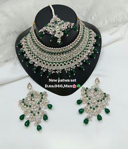 Parure de bijoux de mariée en laiton plaqué or et zircon, collier ras-du-cou, boucles d'oreilles pendantes, tikka, haute qualité, pour fête, mariage, cadeau ethnique - Product Image 1