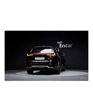 Lexus NX F-Sport Modelo Septiembre 2022 con 56,962 km, Volante a la Izquierda, Asientos de Cuero, Cámara Trasera - Product Image 4