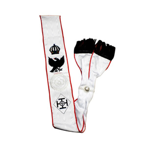 Écharpe de cérémonie blanche de la RCC divisionnaire avec aigle noir et couronne, couronne d'aigle noir et broderie décorative - Product Image 1