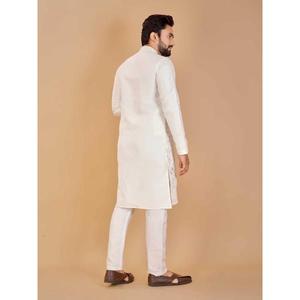 À LA MODE BANGLORI SOIE JACQUARD TRAVAIL KURTA AVEC PAYJAMA BLANC Sharara - Product Image 2