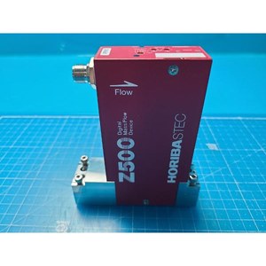 เครื่องวัดอัตราการไหลของของเหลวแบบดิจิตอล HORIBA STEC SEF-Z514MGX มือสอง สภาพเดิม อะไหล่อุปกรณ์เซมิคอนดักเตอร์รุ่นเก่า - Product Image 1