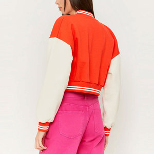 Chaqueta Varsity de Moda Urbana Personalizada para Mujer, con Bordado y Relleno de Algodón, Logotipo Personalizado de Alta Calidad a Precio Económico - Product Image 6