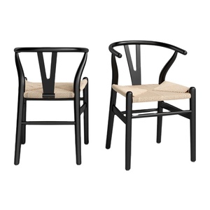 Chaise de salle à manger Margo en bois massif, fabriquée à la main avec des courbes du dossier accentuant la veine naturelle du bois de hêtre massif - Product Image 4