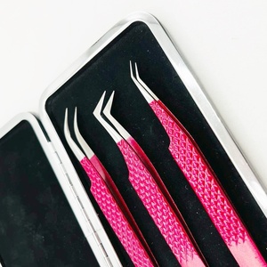 Nouveau rouge Private Label professionnel testé à la main 45 degrés russe Volume courbe Type solide pince à cils en acier inoxydable - Product Image 2