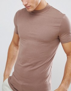 Camiseta de punto de manga corta con cuello alto y corte ajustado para hombre en color marrón moca - Product Image 1