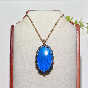 Collar de Labradorita Hecho a Mano, Colgante de Piedra Azul Natural, Cordón Ajustable, Joyería Artesanal Boho con Piedras Preciosas - Product Image 3