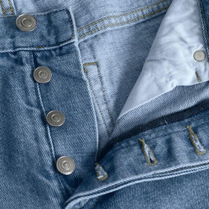 Pantalones Vaqueros Cargo Slim Fit para Hombre, Diseño con Salpicaduras de Pintura, Estilo Urbano, Azules, con Bolsillos Laterales y Detalle de Cadena - Product Image 2