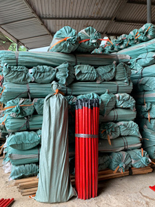 GMEX JSC. Manche de balai et pelle à poussière classiques de 120 cm en bois rouge 100 % naturel, écologiques et durables, personnalisables, multi-usages pour la maison - Product Image 4